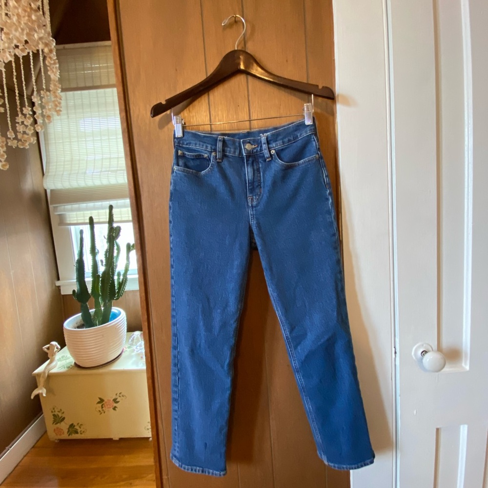 90’s straight leg mom jeans